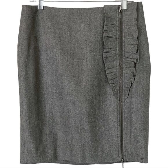 Banana Republic Stretchy Wool Gray Ruffle Zip Front Knee Length Skirt Size 10 - Picture 1 of 9